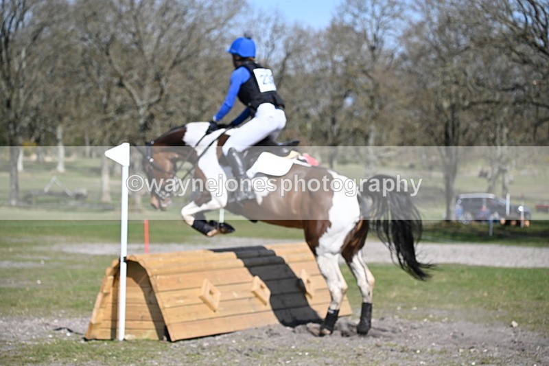 WJ6_3426 - Time 12:19 to 12:35