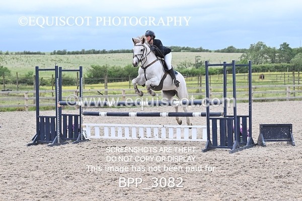 BPP_3082 - CLASS 9 Pony Newcomers/ 1m Open