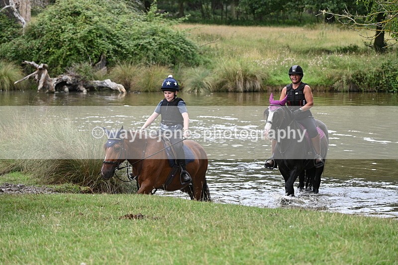 WJ7_3614 - Time at Water 12:15 to 12:50