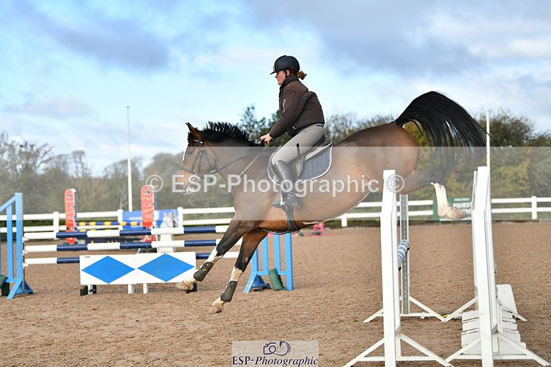 231110A-110655-00207 - Cls 2 British Novice & 90cm Open