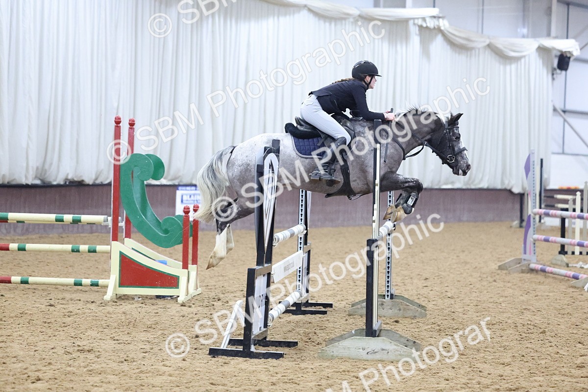 SBM_003238 - Class 11 - Blue Chip Pony Newcomers - 1.00m Open