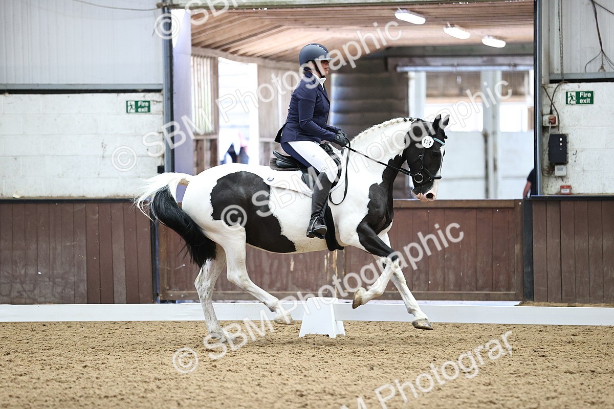 SBM_000991 - Novice 4 Warm Up