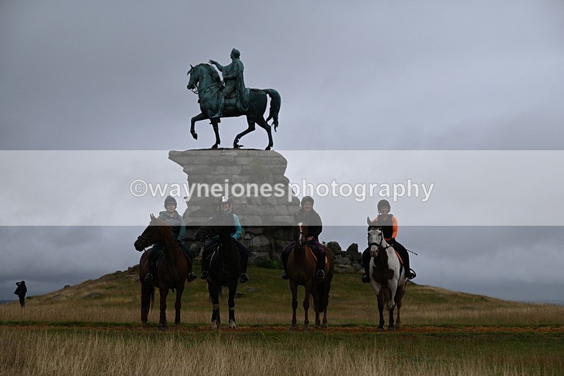 DSC_2314 - Time at Statue 12:34 to 12:56