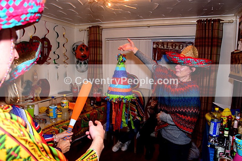 LEE-315 - Lee's 30th
