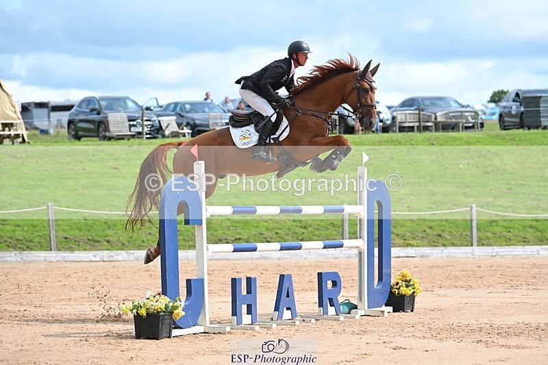 230721A-110527-05548 - Cls 6, 2 Star Medium 1.35m