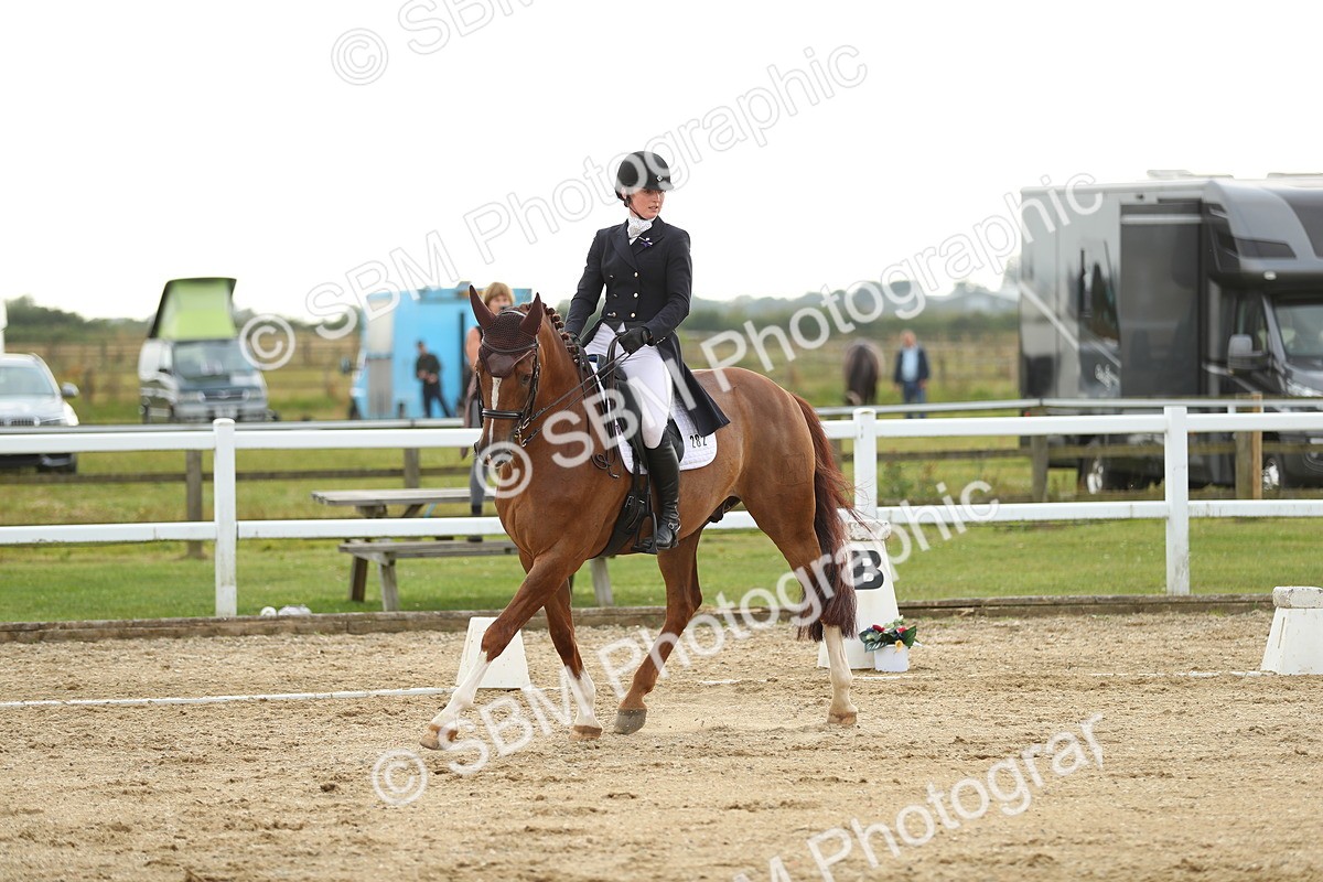 SBM_018387 - Class 11 - INT IN 15.40-16.12