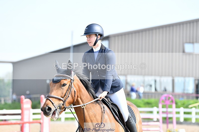 240511A-102114-11507 - Cls 28 95cm National Am Quali