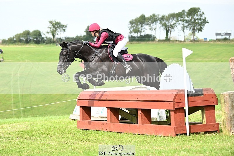 240831A-132315-02864 - 068-Izzy.Faithfull-SALLY.DOONAVEERAGH