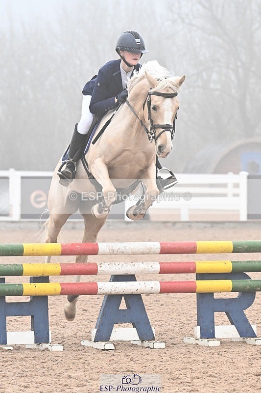 260308-142511-03216 - Cls 15 British Novice and 80cm