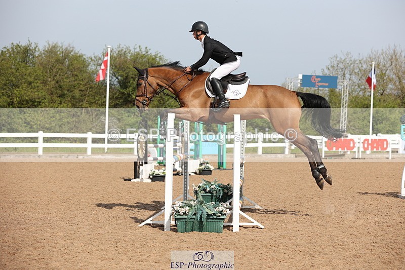 240510A-100523-05556 - Cls 14 Discovery and 1m Open