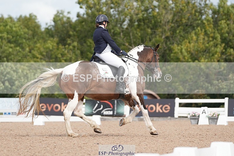 250906-113829-02037 - 080-Rebecca.MorrisSally.XIII