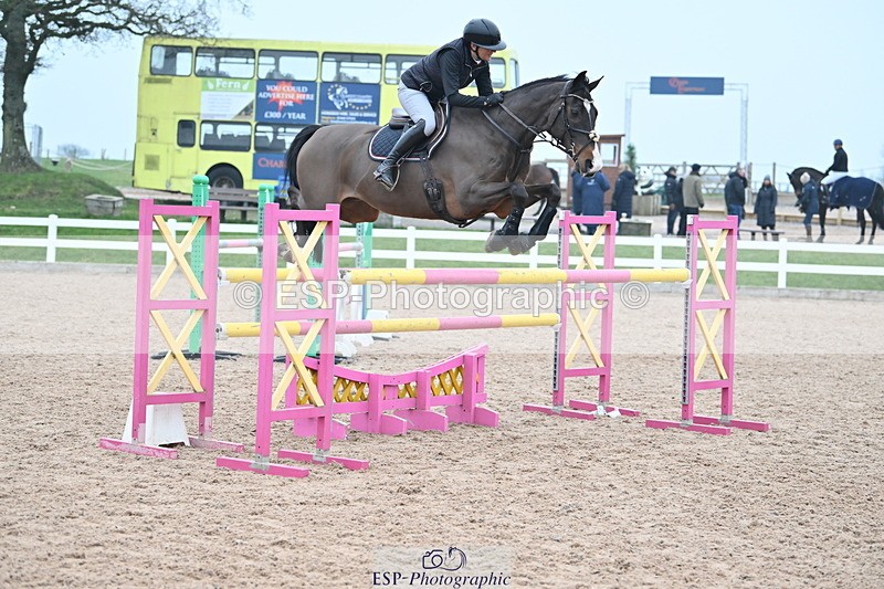 240113A-143004-02365 - Cls 13 Foxhunter and 1.20m Open
