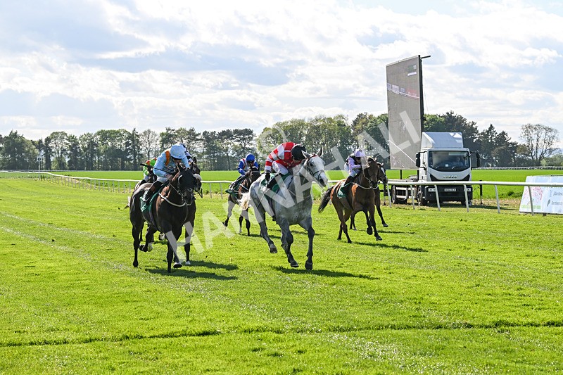 030525-Race 6-Secret Guest-3402 - Race 6