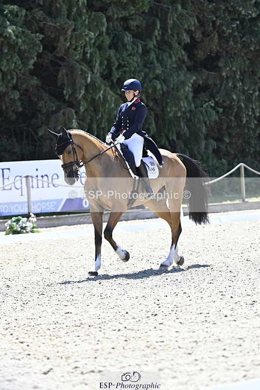 250522A-115736-03307 - B-321-Laura.Collett-BALANCERO