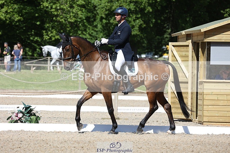 230526-101736-05224 - 360-NO_RUSH_ONE-Marcio_Carvalho_Jorge-WEDTrotUp+DR