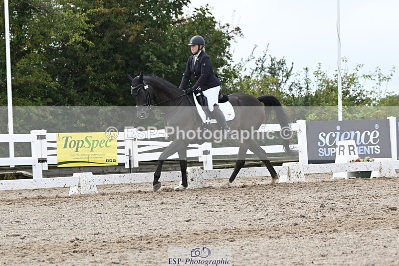 250907-153148-09128 - 049-Laura.ColeGavin.10