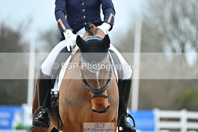 250214-104344-00880 - 221-Alice.Peternell-Noa.Le