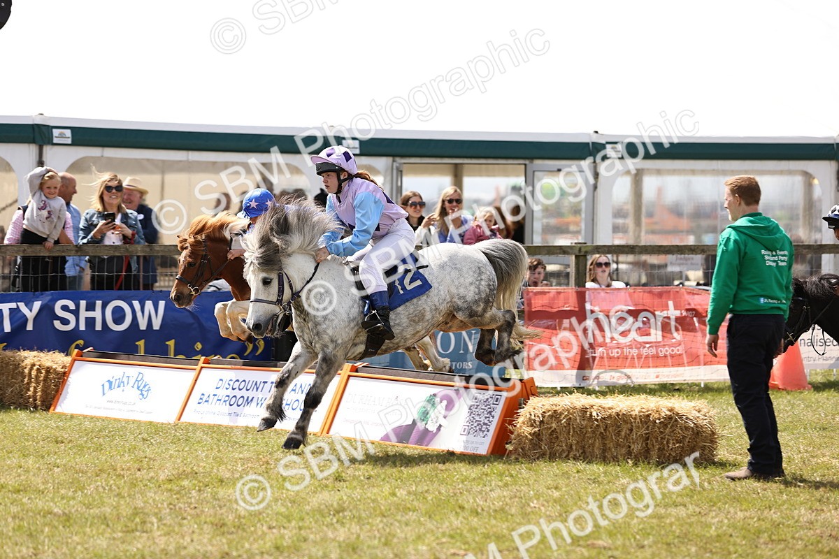 SBM_16605 - Dinky Derby