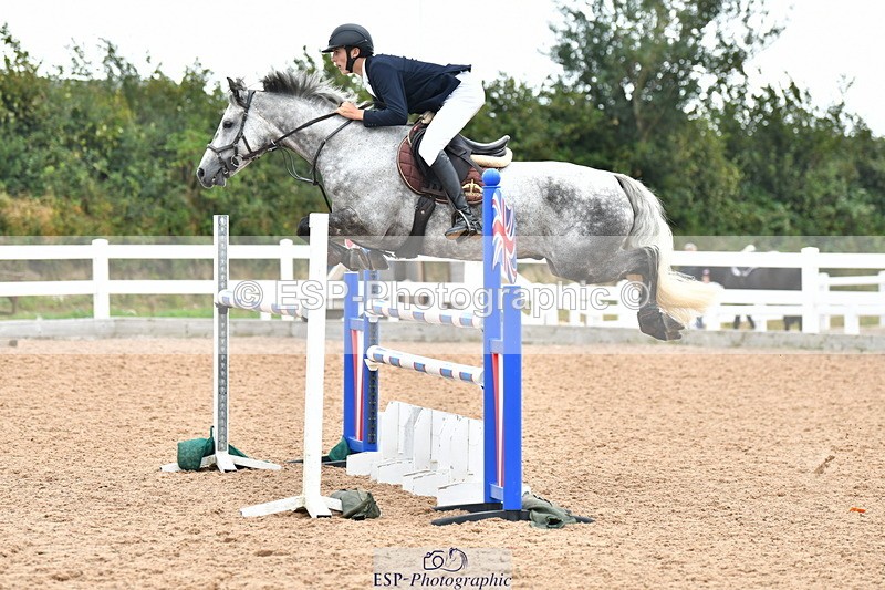 230819A-125920-00574 - Cls 26+28 Pony Foxhunter & 1.15m