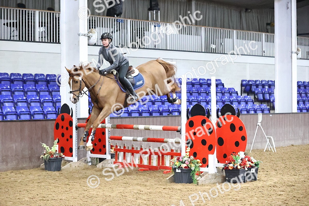 SBM_001940 - Class 10 - Senior Newcomers - 1.10m