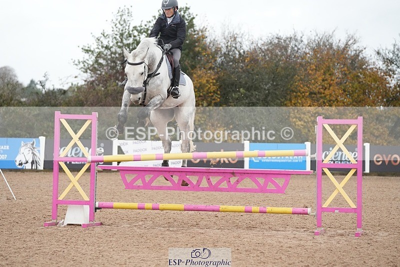 251107-131943-01125 - Cls 6 Foxhunter and 1.20m Open