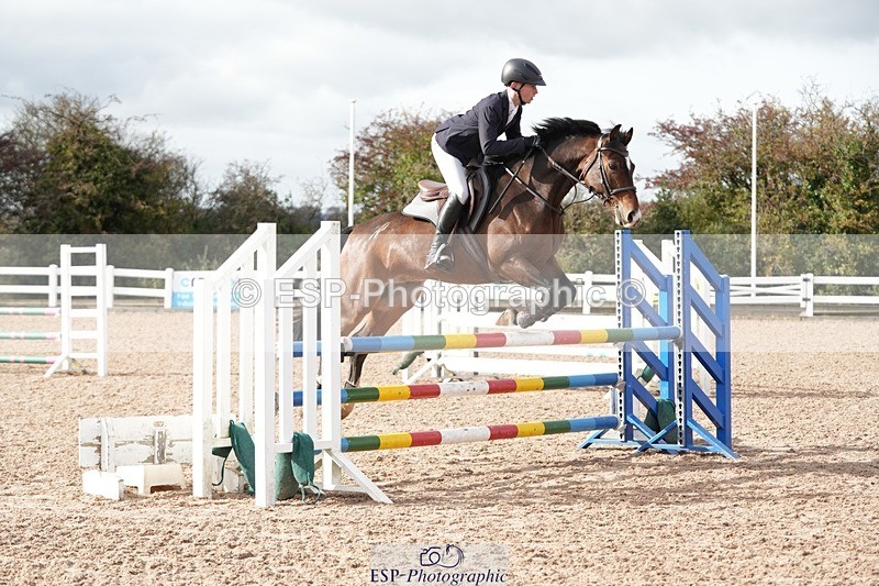 251026-125422-02442 - Cls 4 Pony Winter Novice + 80cm Open