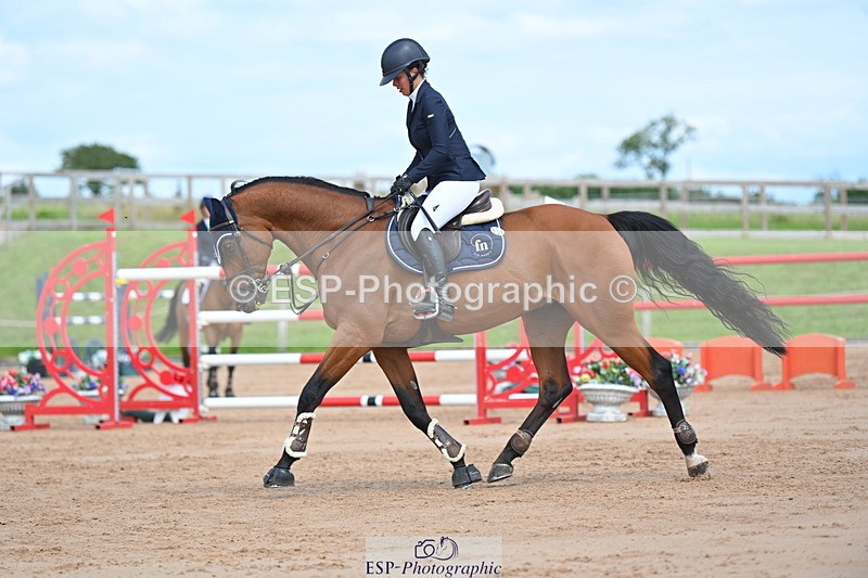 230721A-154330-07394 - Cls 10, 2 Star Big 1.45m Start to break