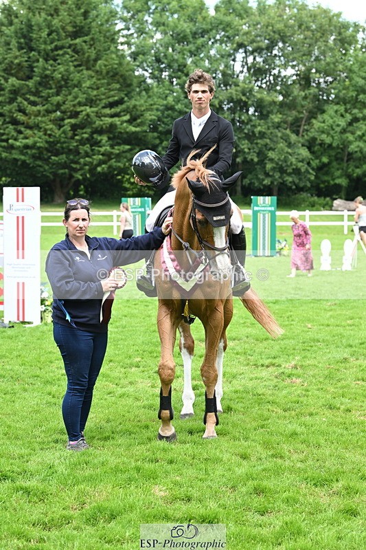 250615A-140633-11223 - Cls 38 Snr 1m40 GP