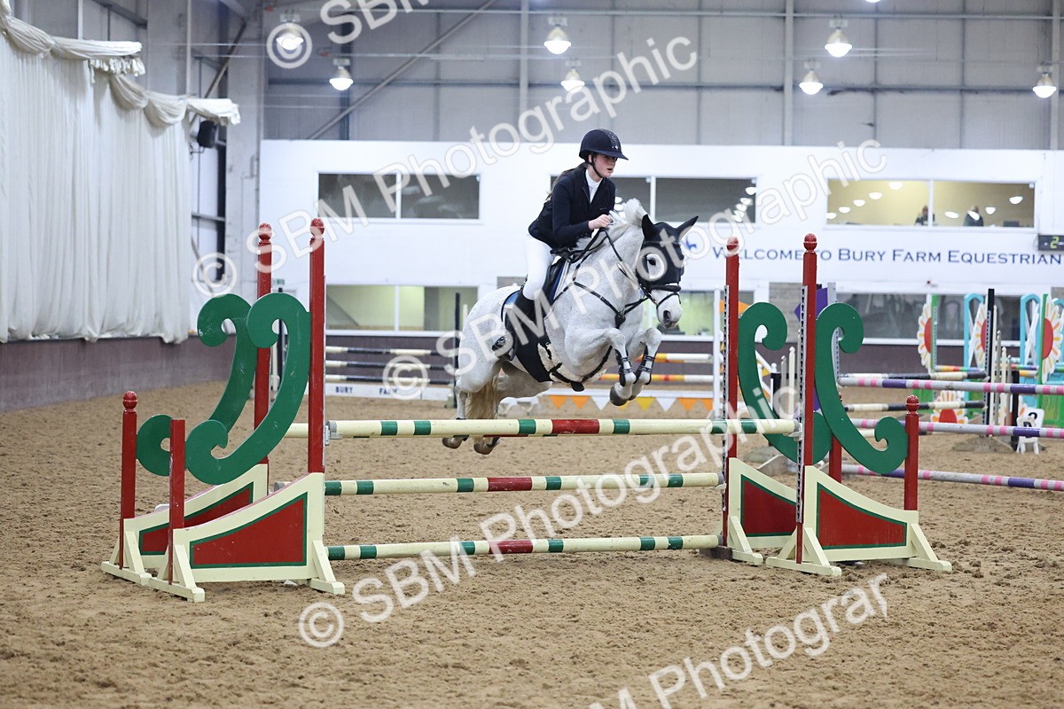 SBM_003398 - Class 11 - Blue Chip Pony Newcomers - 1.00m Open