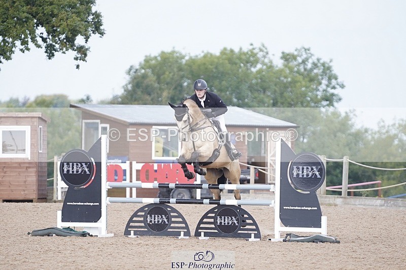 240831A-111518-01115 - 012-Frankie.Mckechnie-DUNBYMOONLIGHT