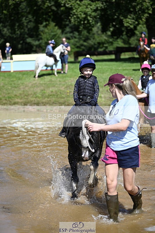 240728B-110822-01121 - Gemma's Group XC