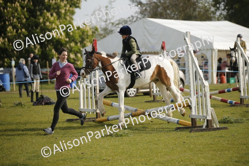 20260426-1015 - Class 1 - Mini Jumping - Lead rein or Assisted