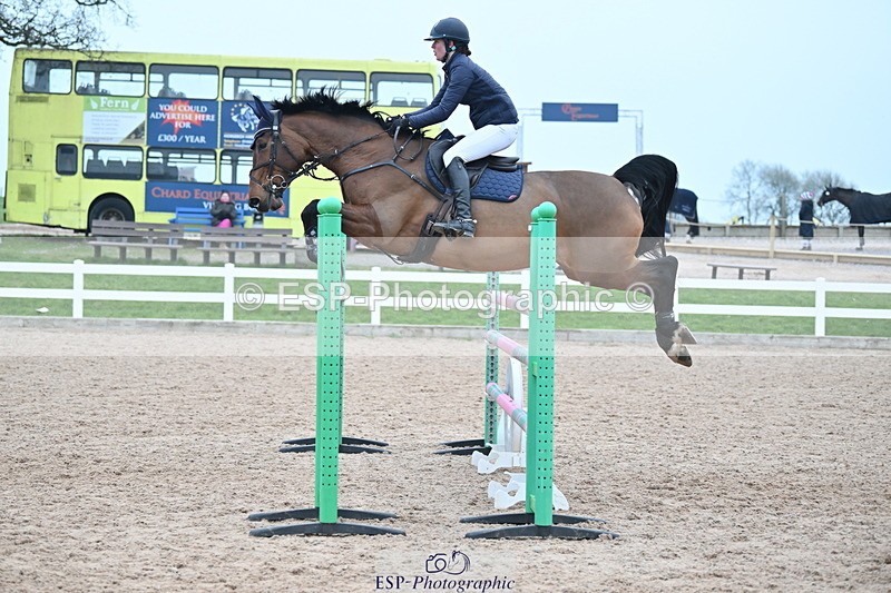 240113A-150810-02468 - Cls 15 National 1.30m and 1.40m