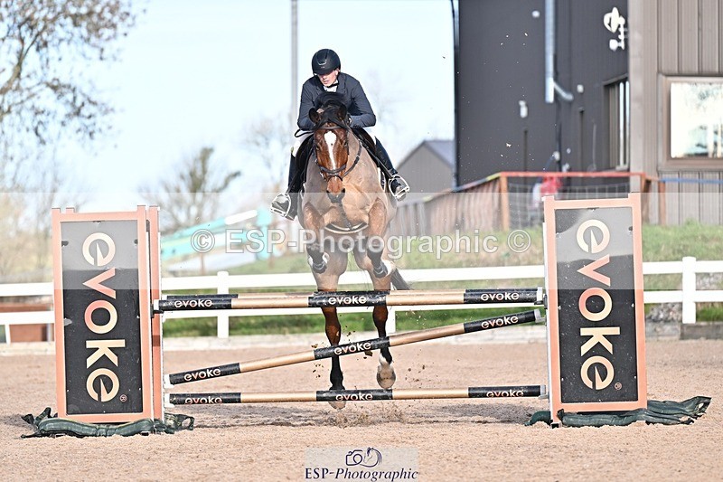 260107-120512-00254 - Cls 4 Newcomers and 1.10m