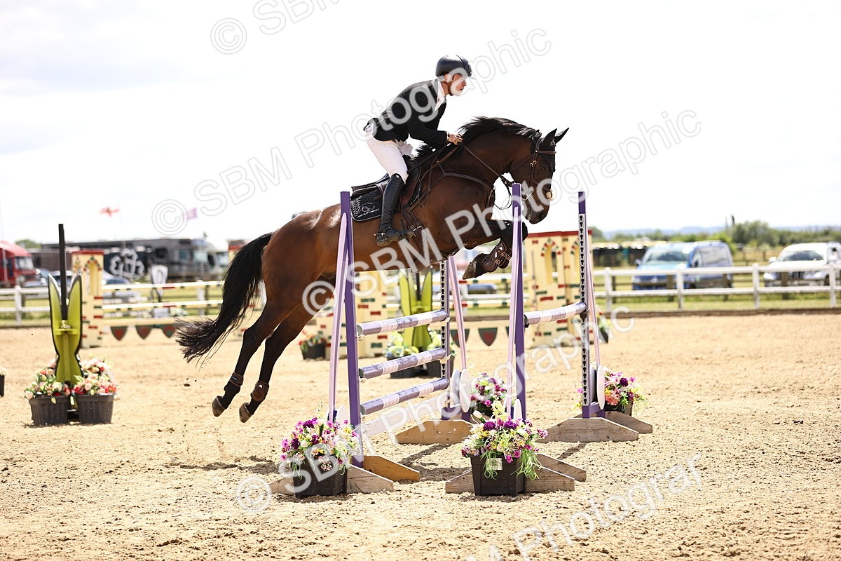 SBM_003827 - Class 22 - Senior Foxhunter 1.20m