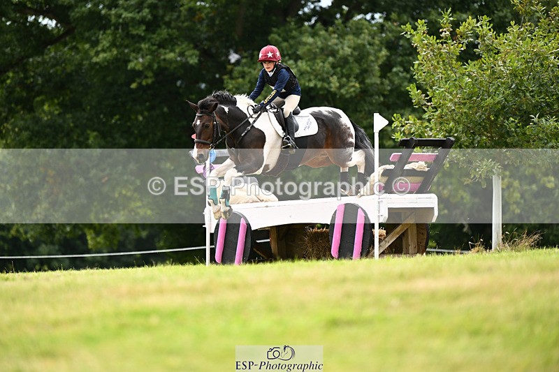 240825X-155947-36626 - 80cm XC 15.30 to 16.30