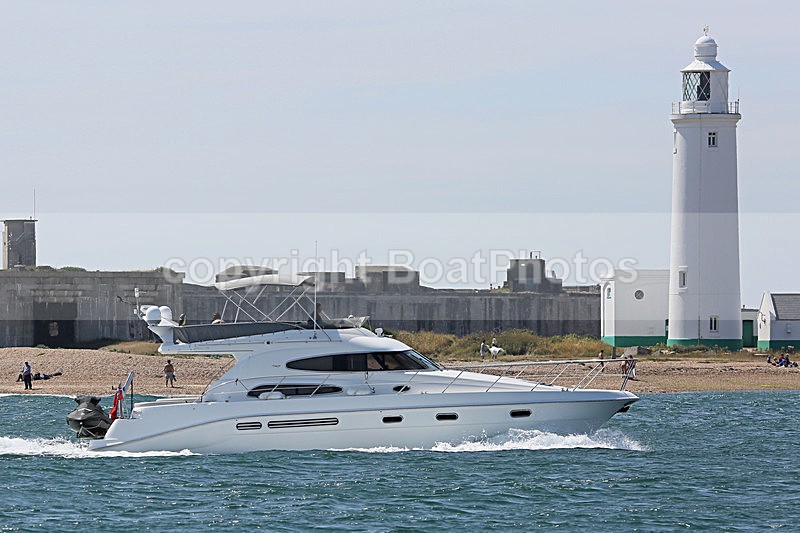 160813 KAHA - T47 Y92A2449 - Flybridge Cruisers