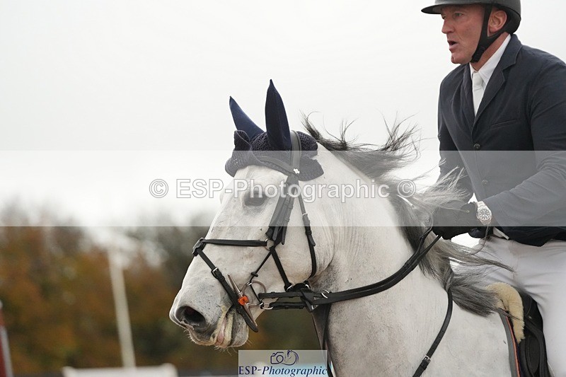 251107-135336-01267 - Cls 6 Foxhunter and 1.20m Open