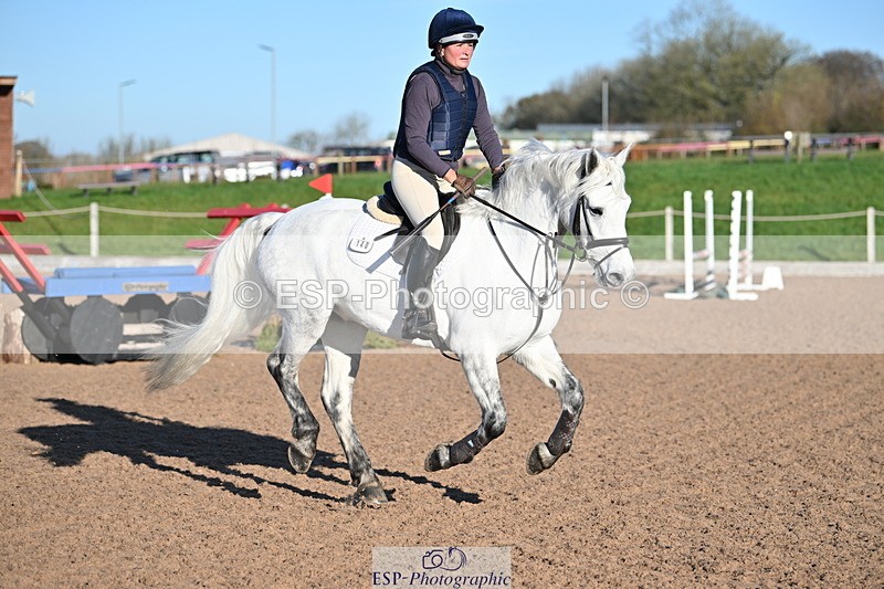 231125A-102602-00093 - 70cm