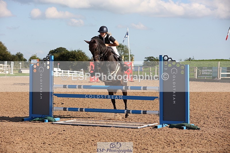 230915A-160307-03023 - Cls 6 Snr 1.05m Derby