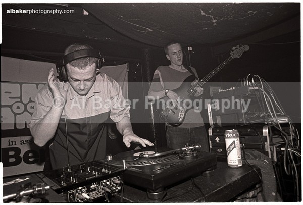 9 - Friends-&-Family @ the-roadhouse 14.04.01