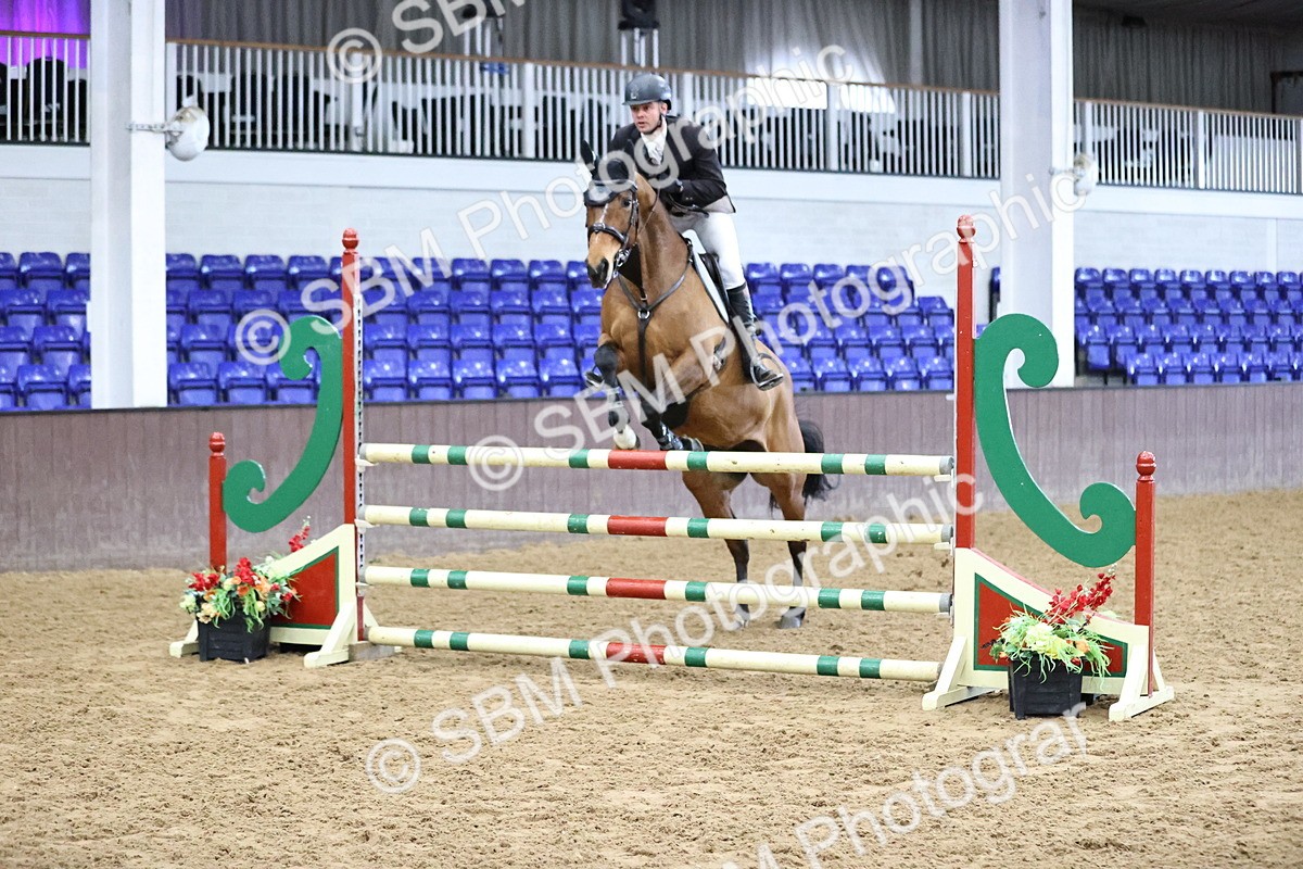 SBM_006062 - Class 16 - Senior Newcomers - 1.10m Open