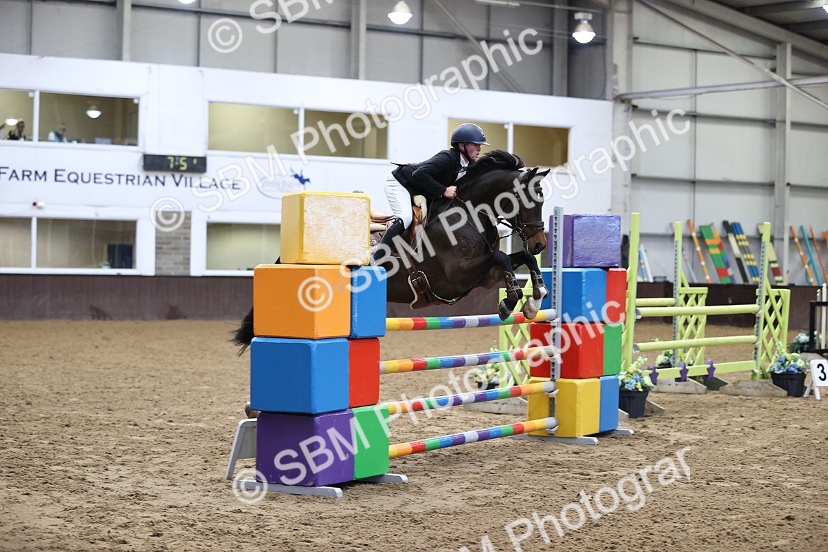 SBM_001577 - Class 4 - Senior Newcomers - 1.10m Open