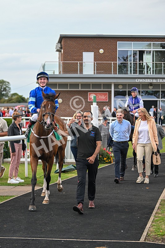 060925-Race 7-Master Richard-6382 - Race 7