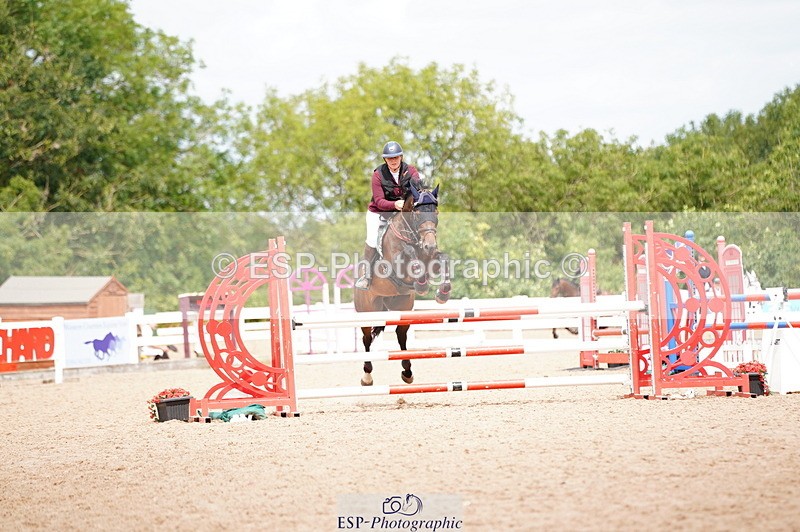 240804A-121220-10757 - Cls 51 1.05m Amateur Qualifier