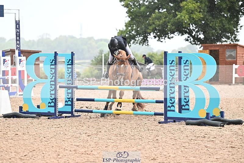 250827B-104041-00103 - Clear Round & Cls 1 Brit Nov 90cm