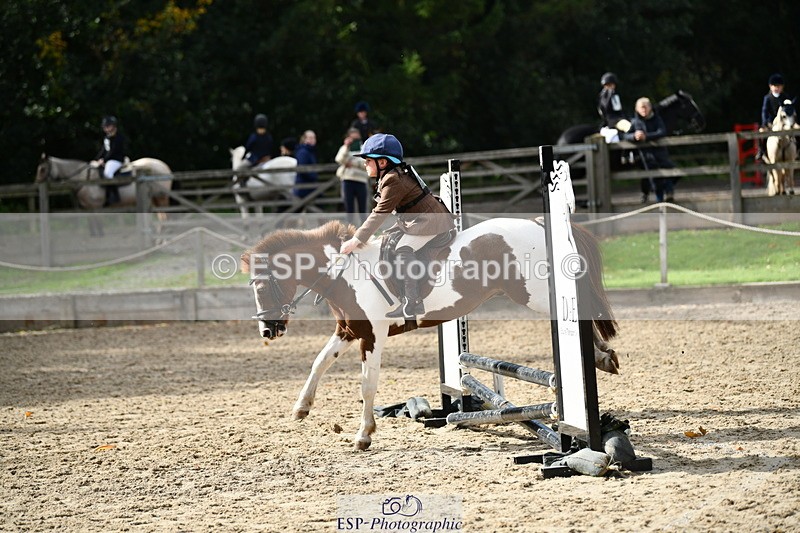 251004A-125442-01040 - Classes 6 & 7 60cm