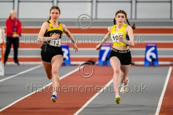 AgeInd25SAT-921552 - Track Female Set One