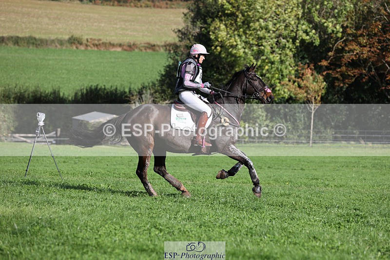 241025-114720-06565 - 056-Claire.Deuten-KILBUNNY.BLUE.BIRD