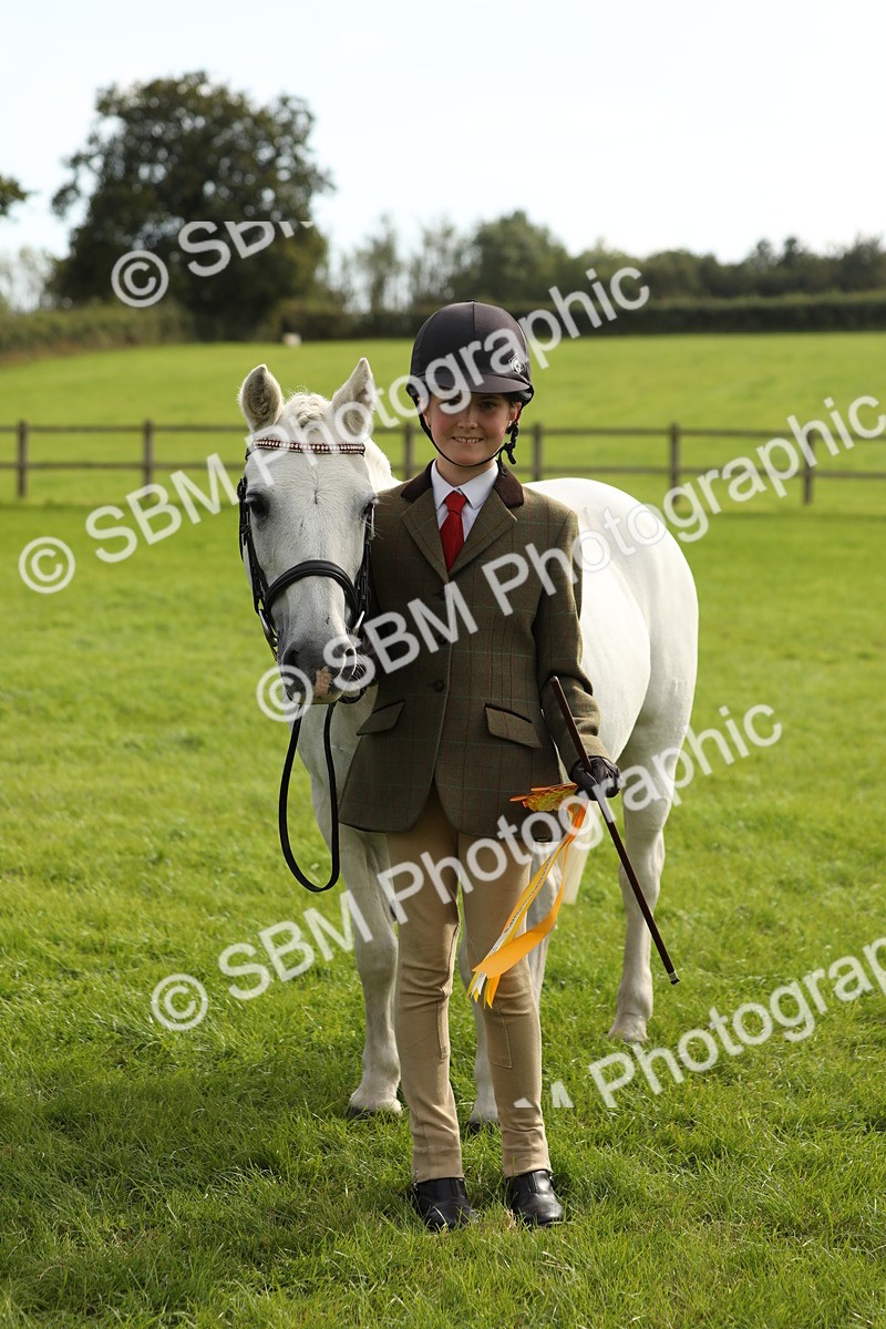 SBM_68758 - S40 - Junior Handler 9-12 Years